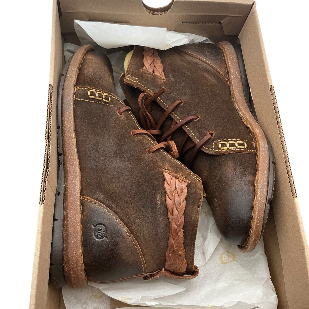 NWT Born Net Brown Leather Ankle Boots size‎ 6